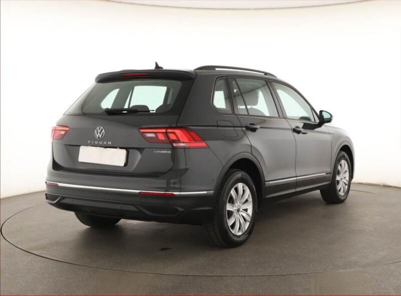 Volkswagen Tiguan - hlavní fotka