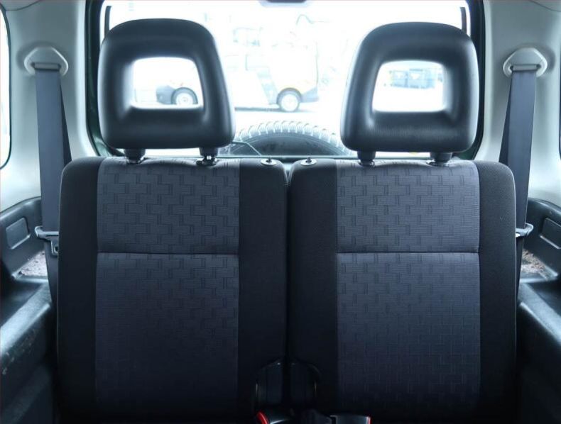 Suzuki Jimny - hlavní fotka