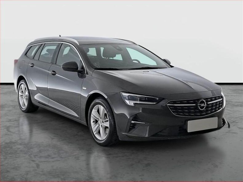 Opel Insignia - hlavní foto