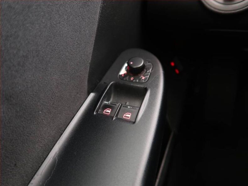 Volkswagen Passat - hlavní fotka