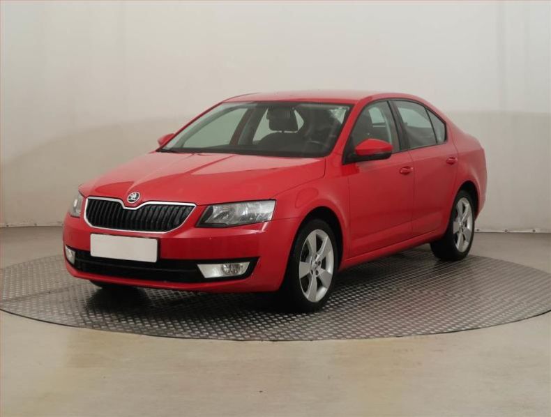 Škoda Octavia - hlavní fotka