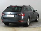 Škoda Superb - fotka číslo 4