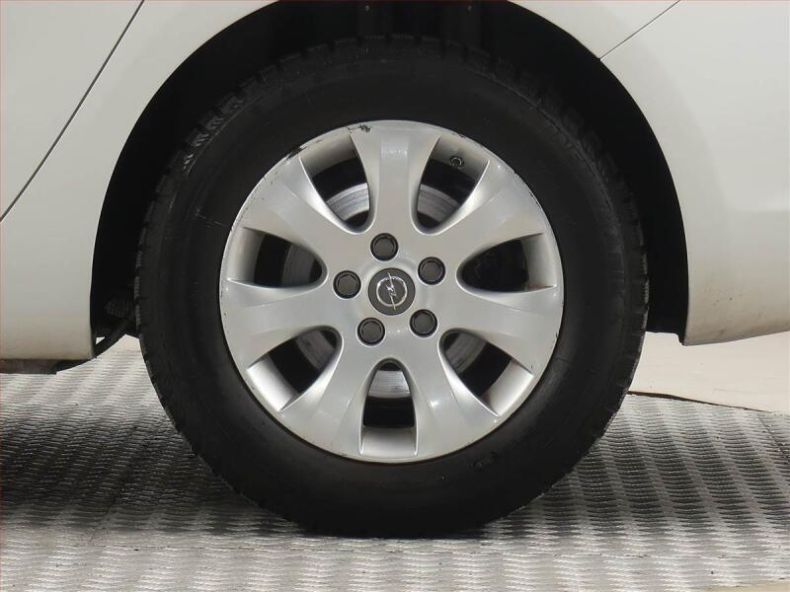 Opel Astra - hlavní fotka