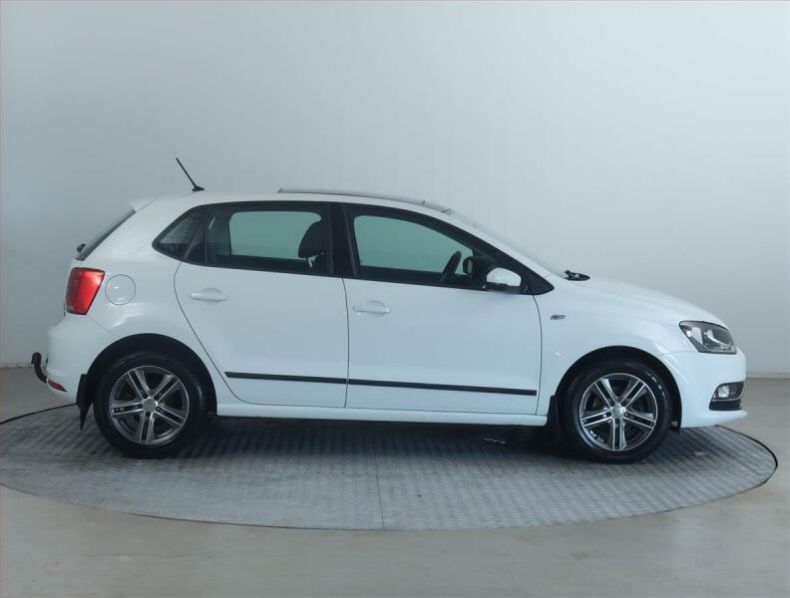 Volkswagen Polo - hlavní fotka