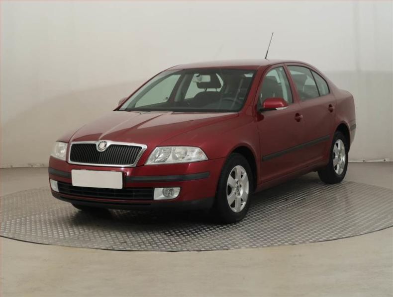 Škoda Octavia - hlavní fotka