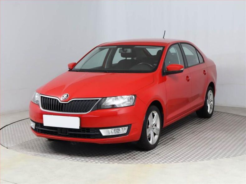 Škoda Rapid - hlavní foto