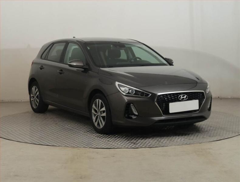 Hyundai i30 - hlavní foto