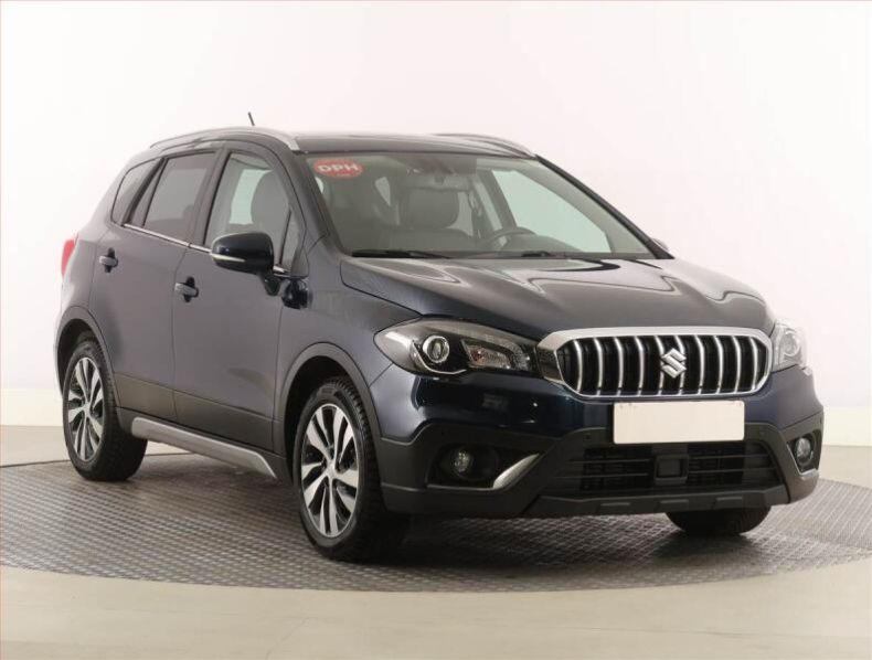 Suzuki SX4 - hlavní foto