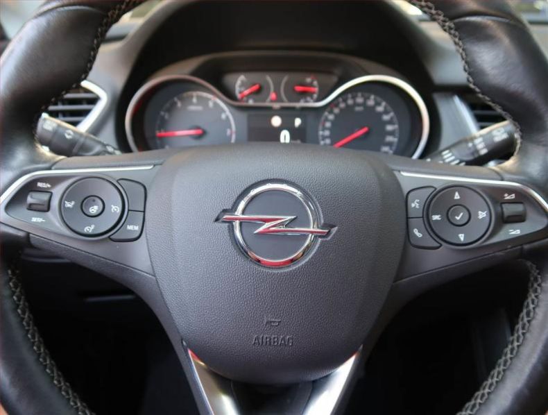 Opel Grandland X - hlavní fotka