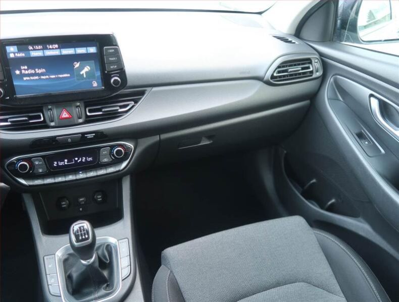 Hyundai i30 - hlavní fotka