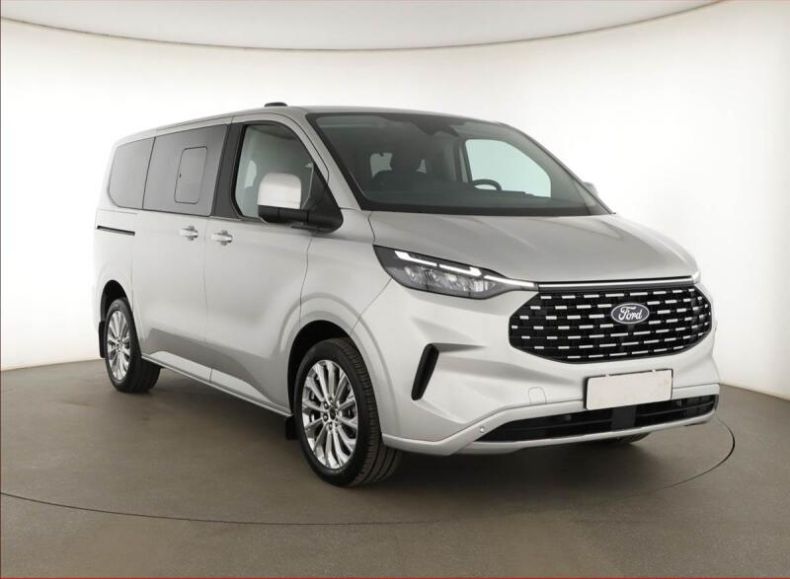 Ford Tourneo - hlavní foto