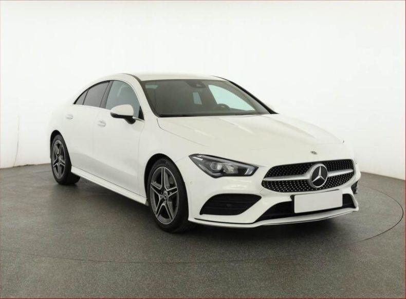 Mercedes Třída CLA - hlavní foto