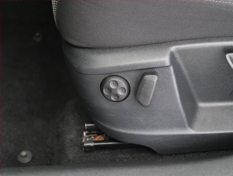 Seat Alhambra - hlavní fotka