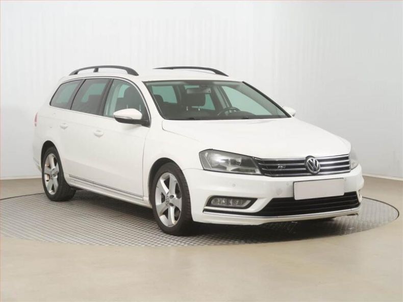 Volkswagen Passat - hlavní fotka inzerátu