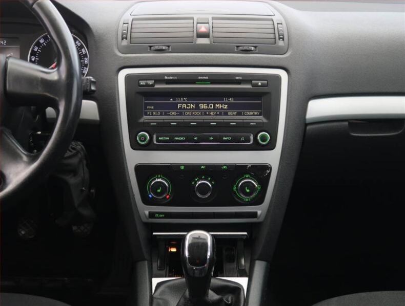 Škoda Octavia - hlavní fotka