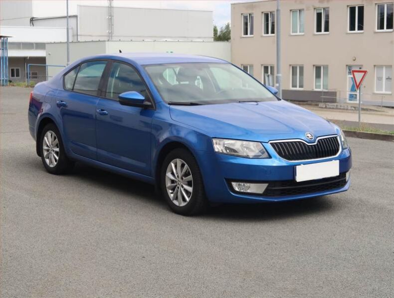 Škoda Octavia - hlavní fotka