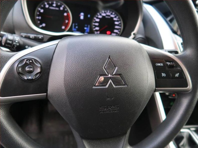 Mitsubishi Eclipse - hlavní fotka