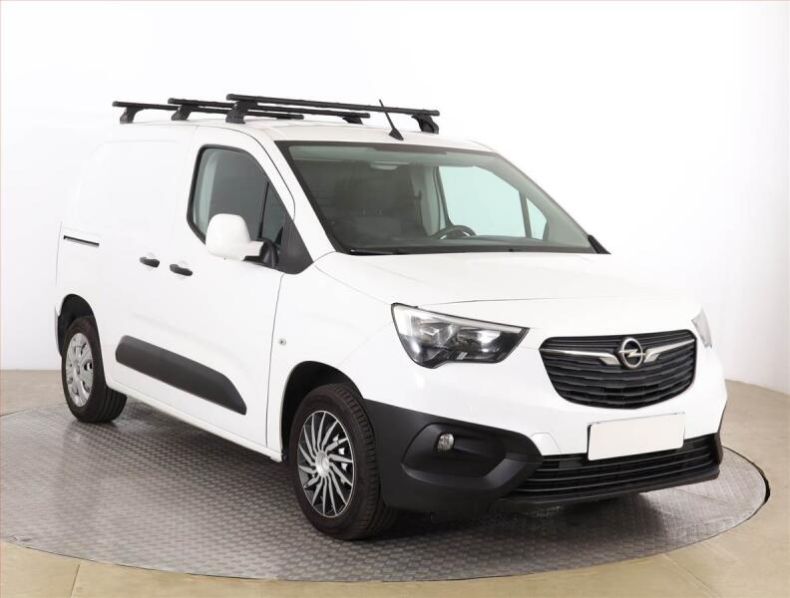 Opel Combo - hlavní foto