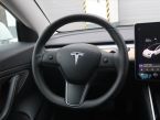 Tesla Model 3 - fotka číslo 21