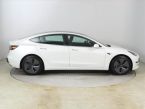 Tesla Model 3 - fotka číslo 5