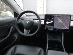 Tesla Model 3 - fotka číslo 6