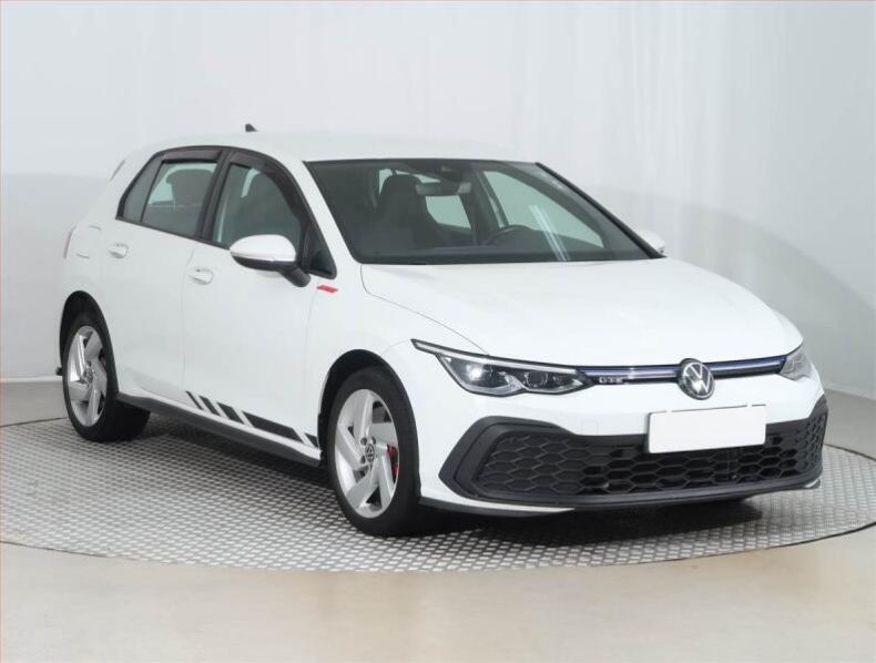 Volkswagen Golf - hlavní foto