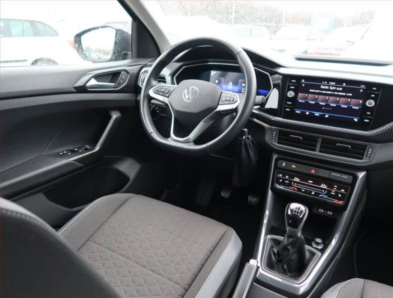 Volkswagen T-CROSS - hlavní fotka