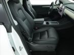 Tesla Model Y - fotka číslo 8