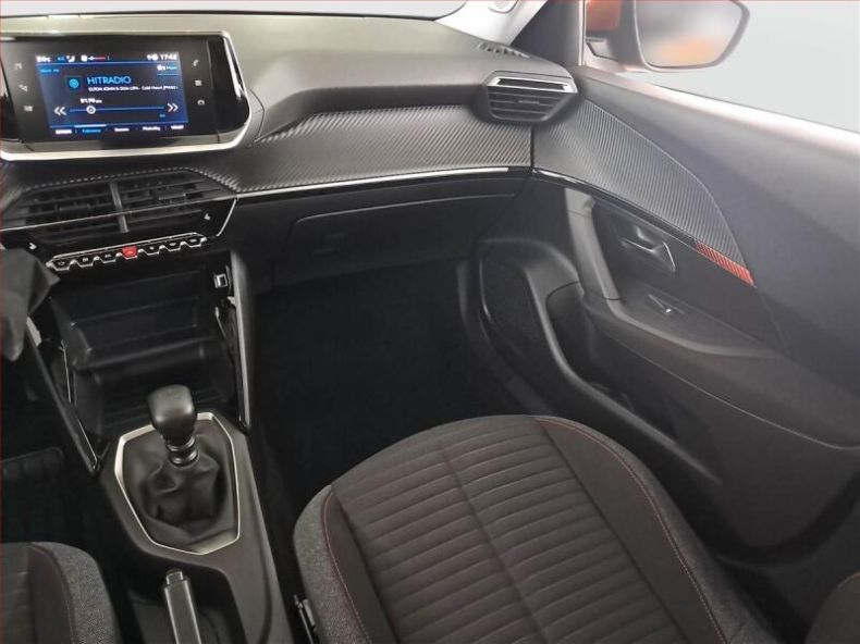 Peugeot 2008 - hlavní fotka