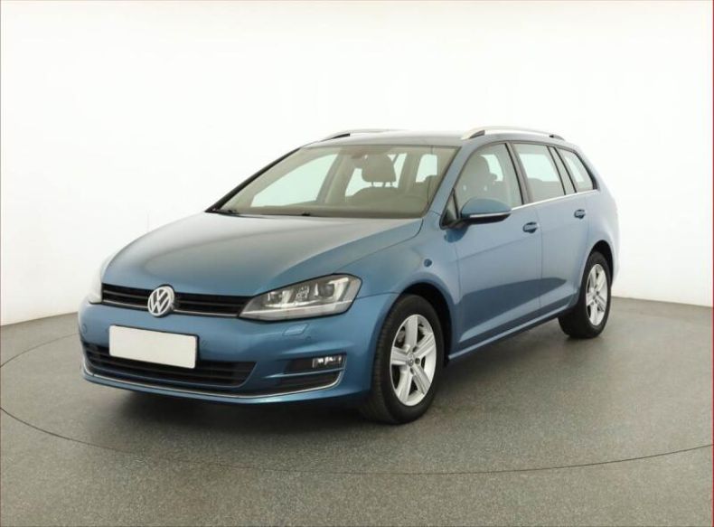 Volkswagen Golf - hlavní fotka