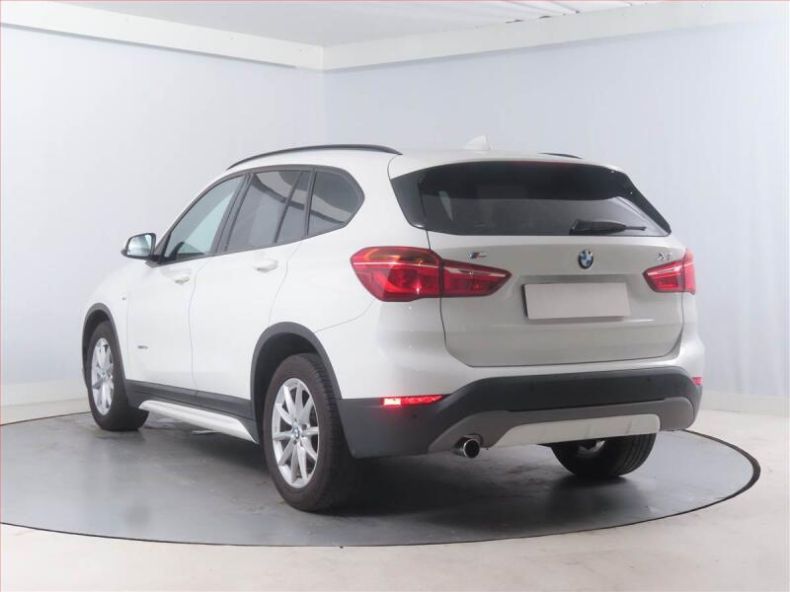 BMW X1 - hlavní fotka