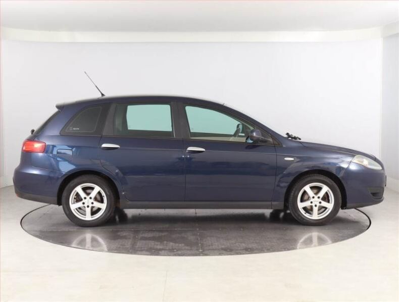 Fiat Croma - hlavní fotka