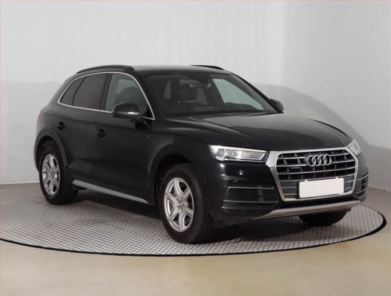 Audi Q5 - hlavní foto