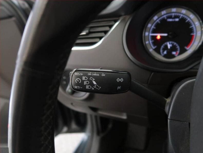 Škoda Octavia - hlavní fotka