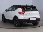 Volvo XC40 - fotka číslo 3