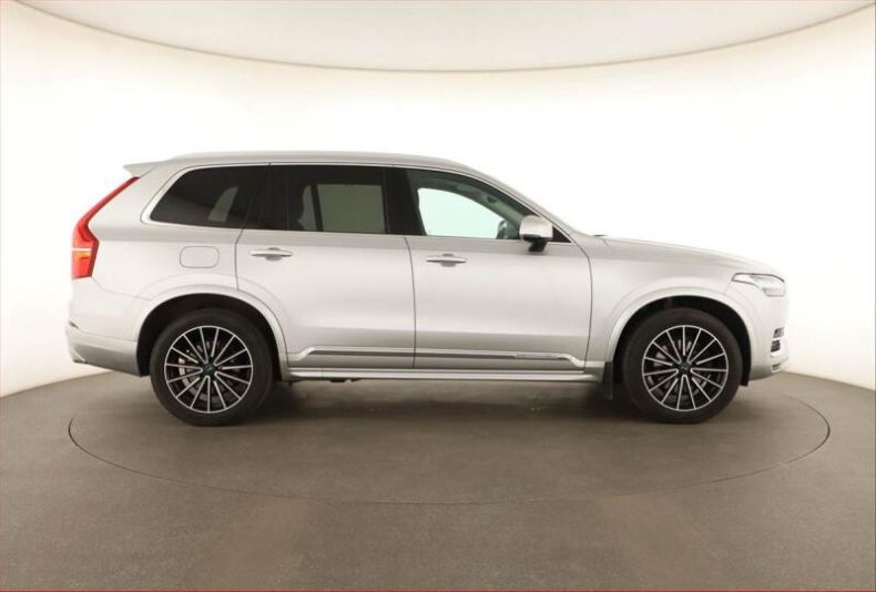 Volvo XC90 - hlavní fotka