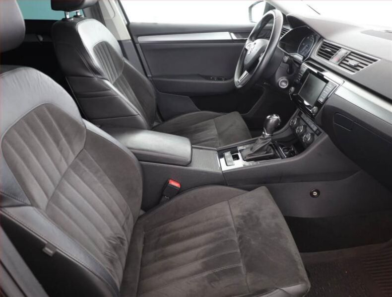 Škoda Superb - hlavní fotka