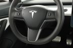 Tesla Model 3 - fotka číslo 17