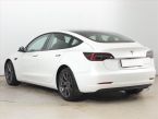 Tesla Model 3 - fotka číslo 3