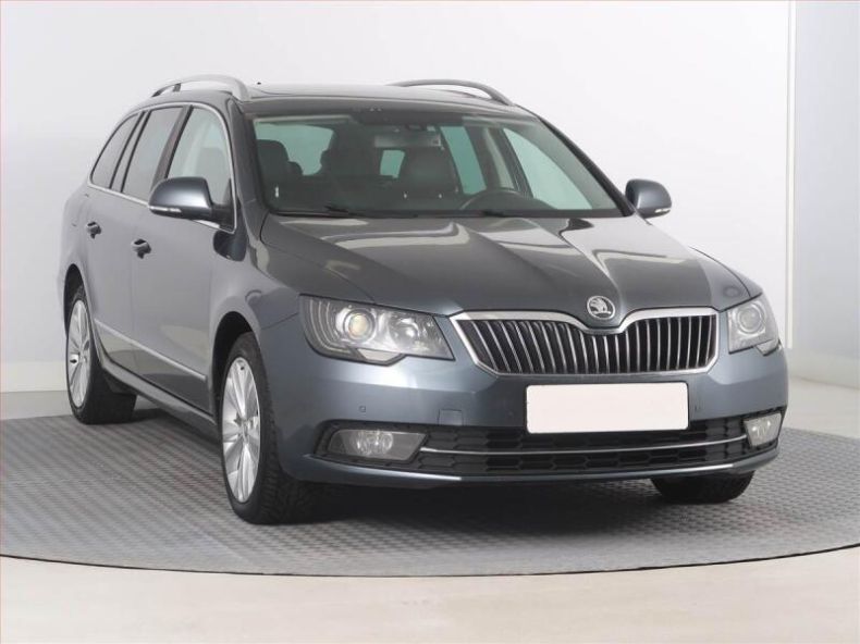 Škoda Superb - hlavní fotka inzerátu