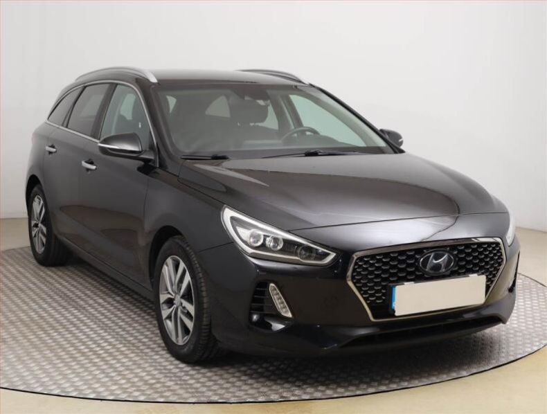 Hyundai i30 - hlavní foto