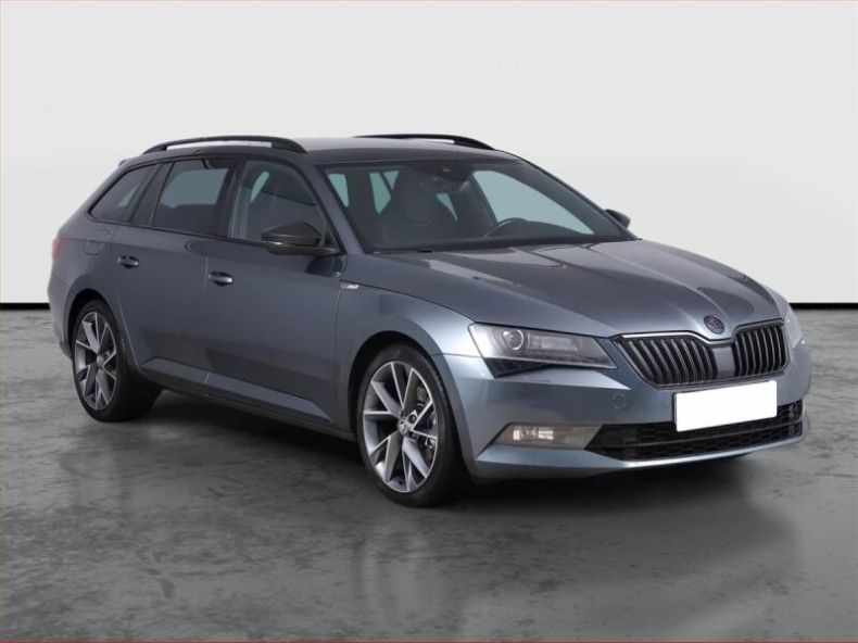 Škoda Superb - hlavní foto