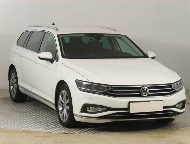 Volkswagen Passat - hlavní foto