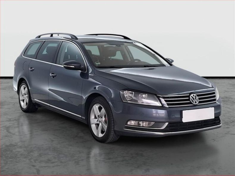 Volkswagen Passat - hlavní fotka inzerátu