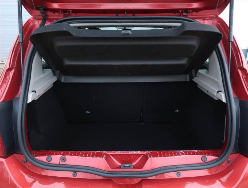 Dacia Sandero - hlavní fotka