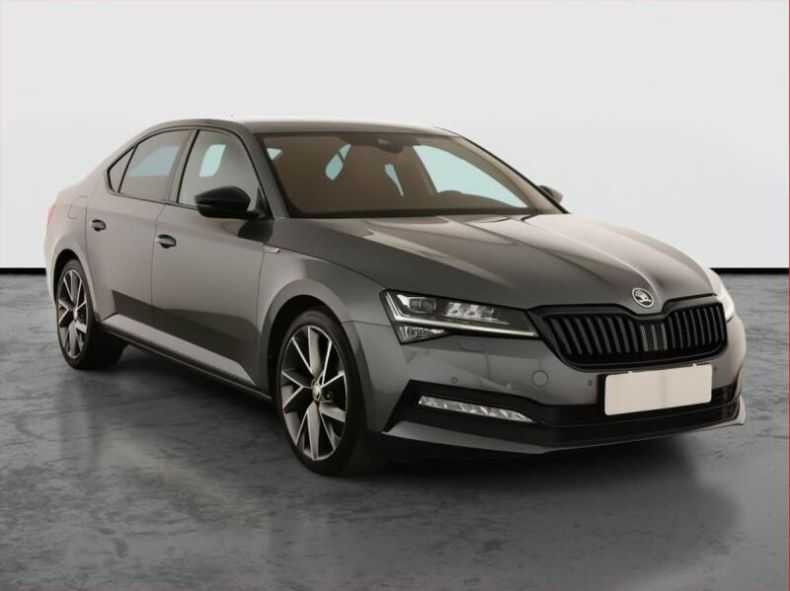 Škoda Superb - hlavní foto