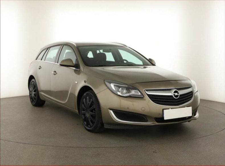 Opel Insignia - hlavní foto