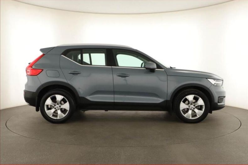 Volvo XC40 - hlavní fotka