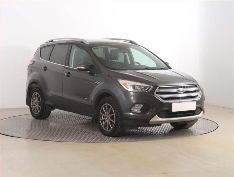 Ford Kuga - hlavní fotka