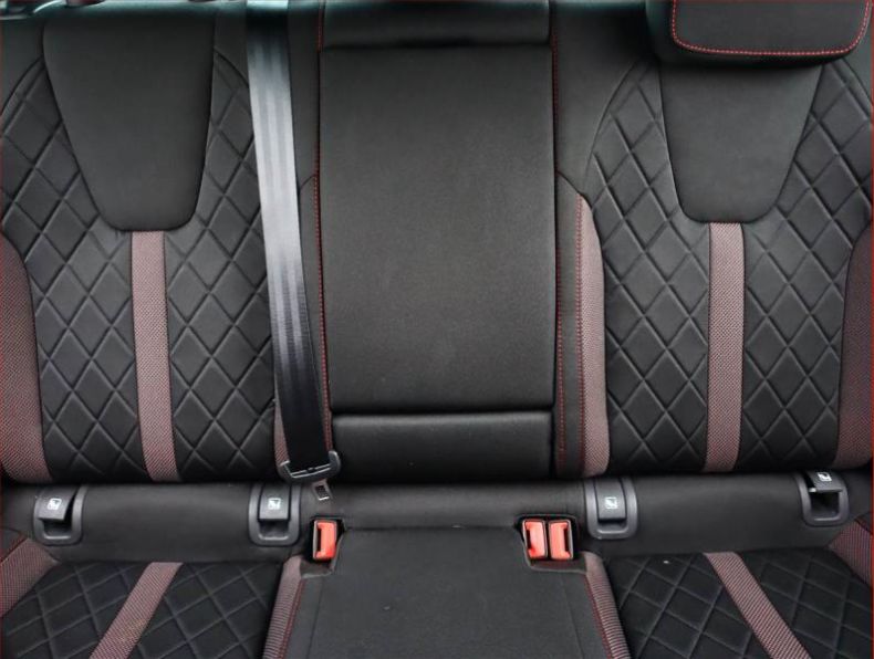 Škoda Octavia - hlavní fotka